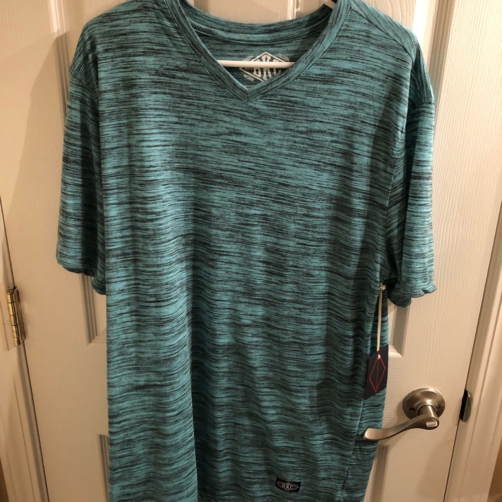Brooklyn Cloth men’s XL V-neck